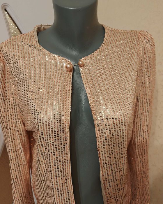 Дамско сако с пайети