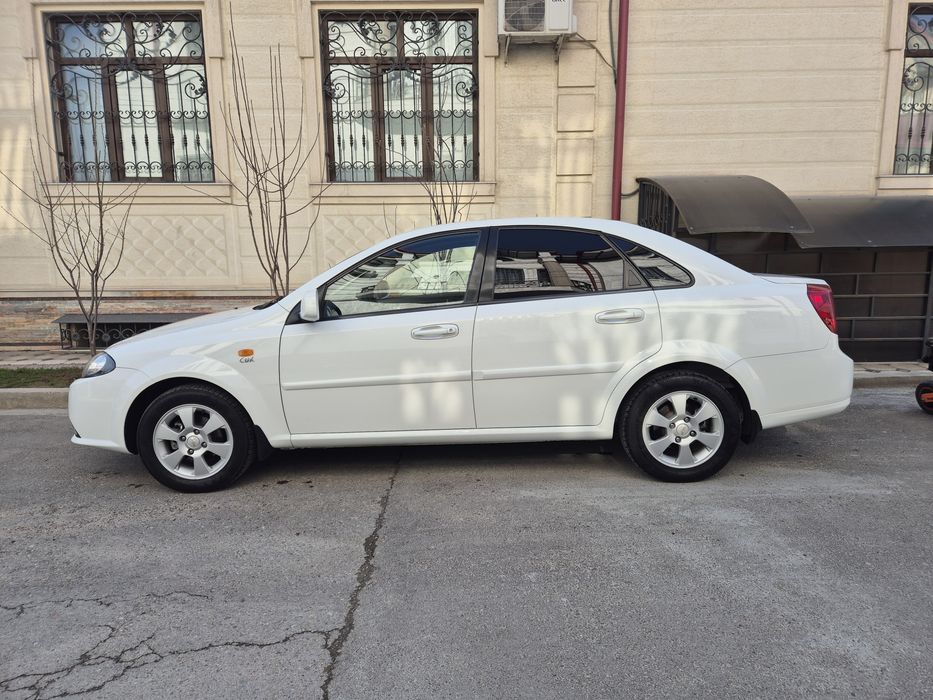 Jentra Gentra 2013 2 позиция механика 187,000 км юрган бир кул