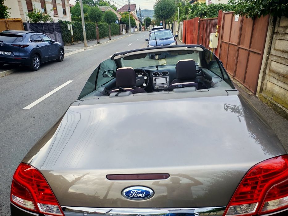 Ford Focus Cabrio, 2.0 TdCI, 135 CP, 6 + 1 trepte de viteză, înmatriculat