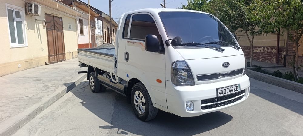 Kia bongo sotiladi 159 zavot propan