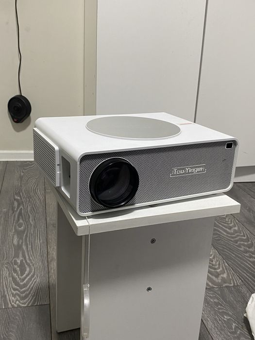 TouYinger Q10 Basic Full HD Projector