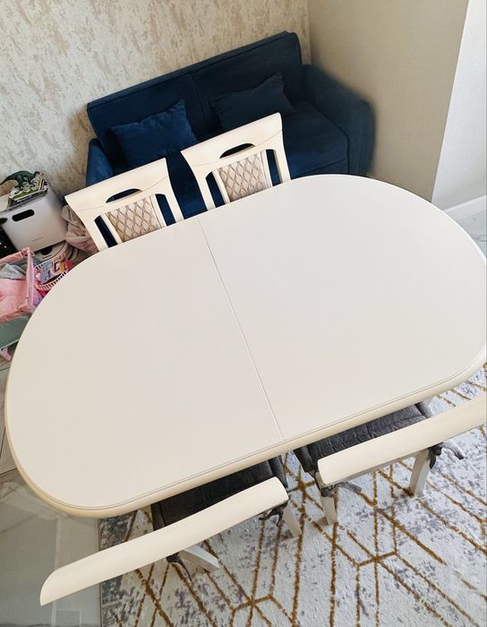 Обеденная группа стол и стулья 4шт