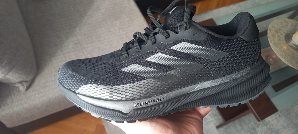 Adidas Supernova Goretex noi 44.5