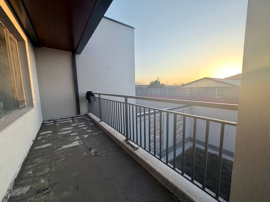 Коттеджи 5 мину от Эко базара Хай Тек