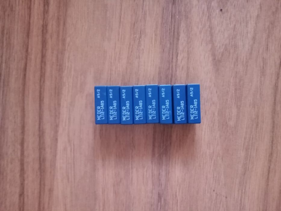 Vând Relee senzor Reed 12Vdc, 2.5A/1Kv/100W
