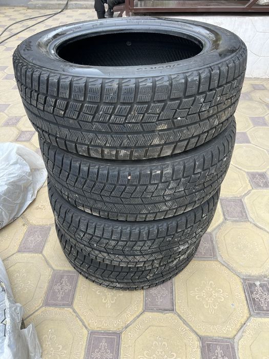 Зимние шины Rapid 235/60/18