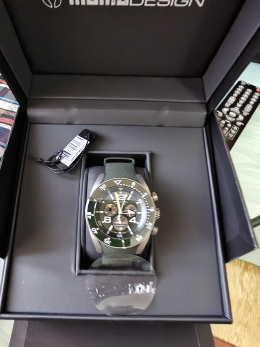 Ceas Momo Design diver nu longines,tissot