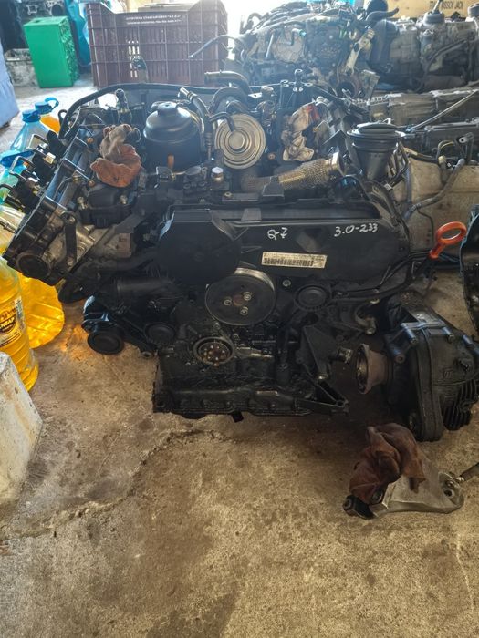 Двигател - Audi-q7 S-Line QUATTRO TDI-2008г-233кс