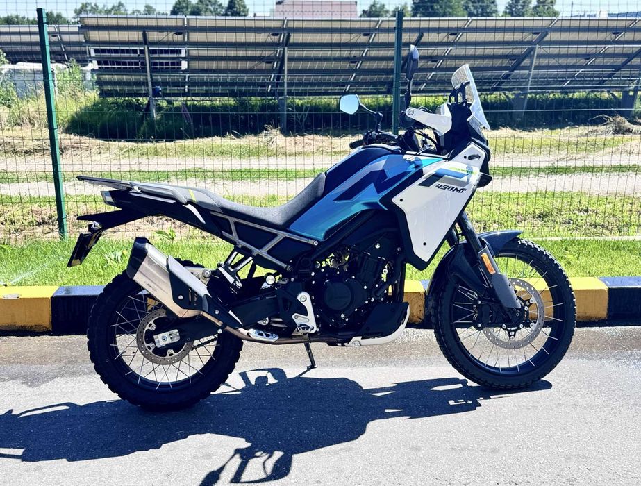 Motocicleta CFMOTO 450MT '26