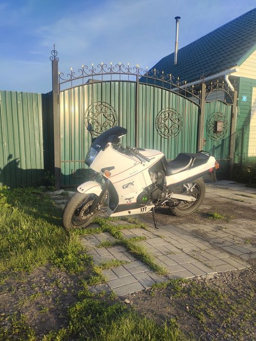 Продам мотоцикл Кавасаки