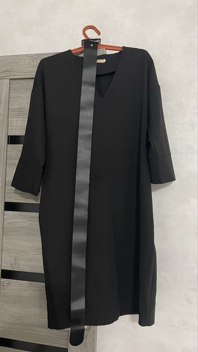 Продам женские платье