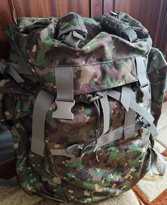 Raniță (rucsac), model militar, 90 litri