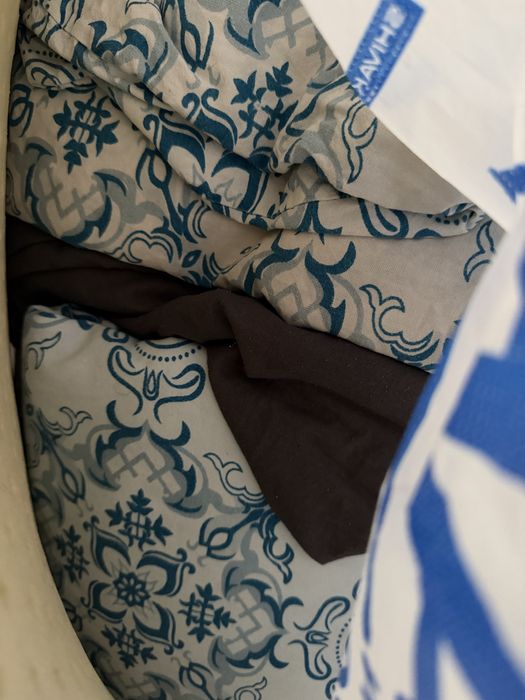 Отдам подушки и постельное белье