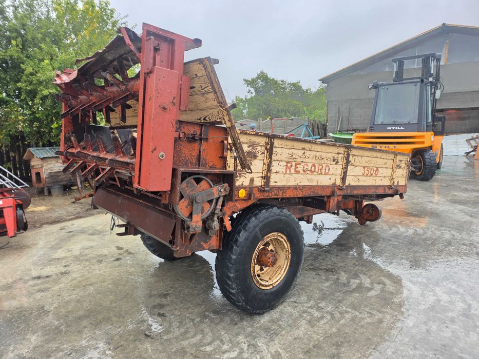 Mig de gunoi, remorca de bălegar cu tracțiune Record 3.5 tone