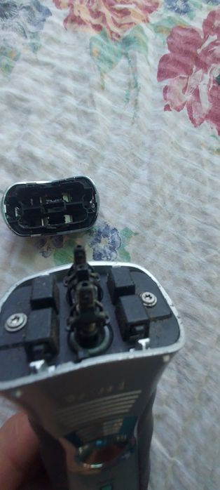 Aparat de ras Brawn   cu spalare