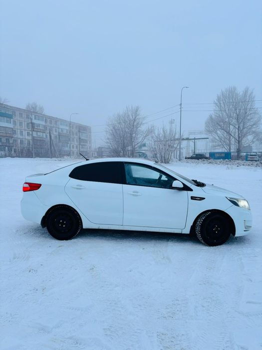 Киа Рио 3 2013 года