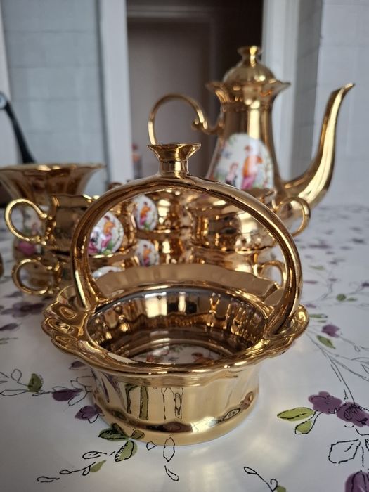 Продам кофейный сервиз