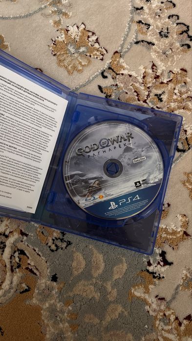 Продам диск God of war ragnarok PS4