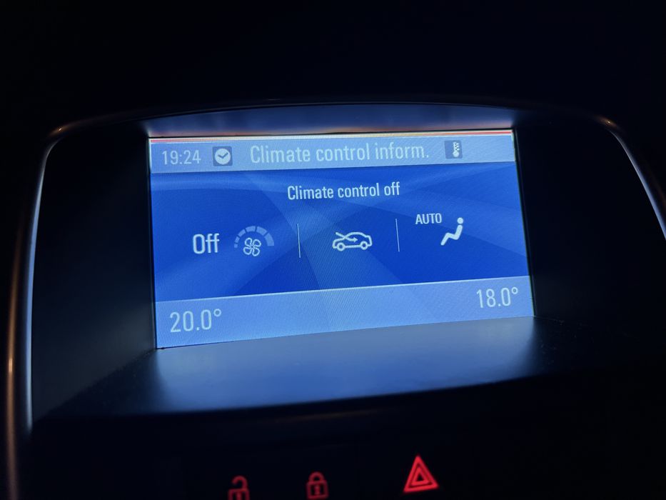 Display Navi | Opel / Chevrolet | Cruze / Astra J / Insignia A / Meriva B / Zafira C / Mokka / Cascada | Piese Navigatie Ecran Radio LCD DVD CD Player