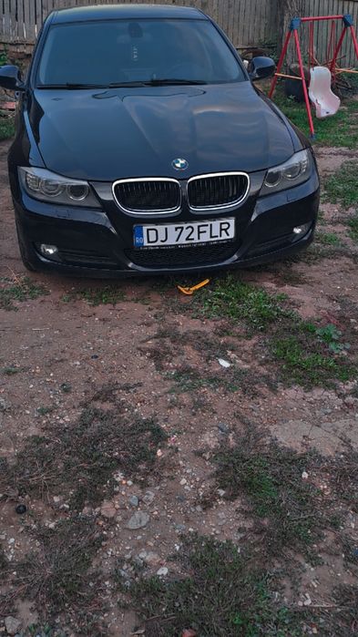vând bmw e 90 facelift