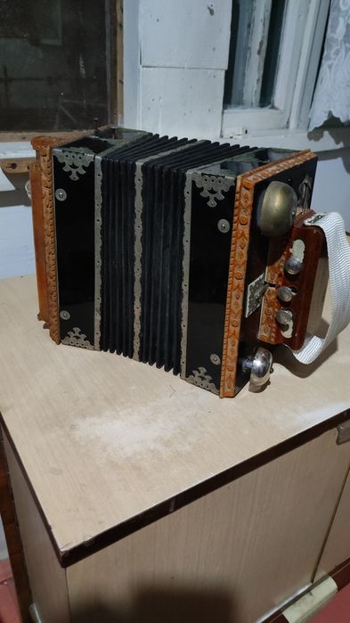 Саратовская гармошка с колокольчиком спец заказ