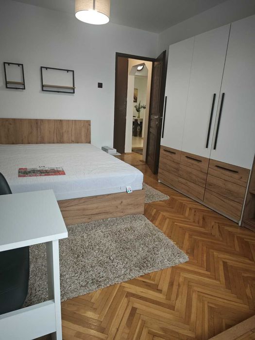 Inchiriez Apartment cu 3 Camere si Loc de Parcare in Gheorgheni, zona Blvd. Nicolae Titulescu