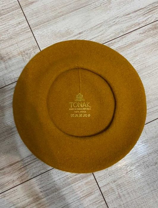 Берет женский НОВЫЙ