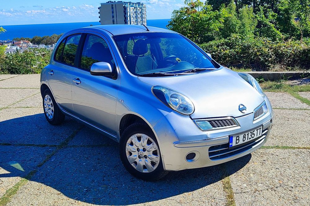 Продавам Nissan Micra K12 бензин 2010г