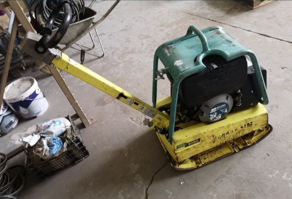 Placa compactoare AMMANN APF 3020 de 214kg