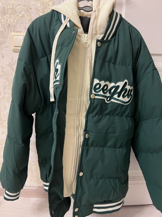 Продам бомбер мужской