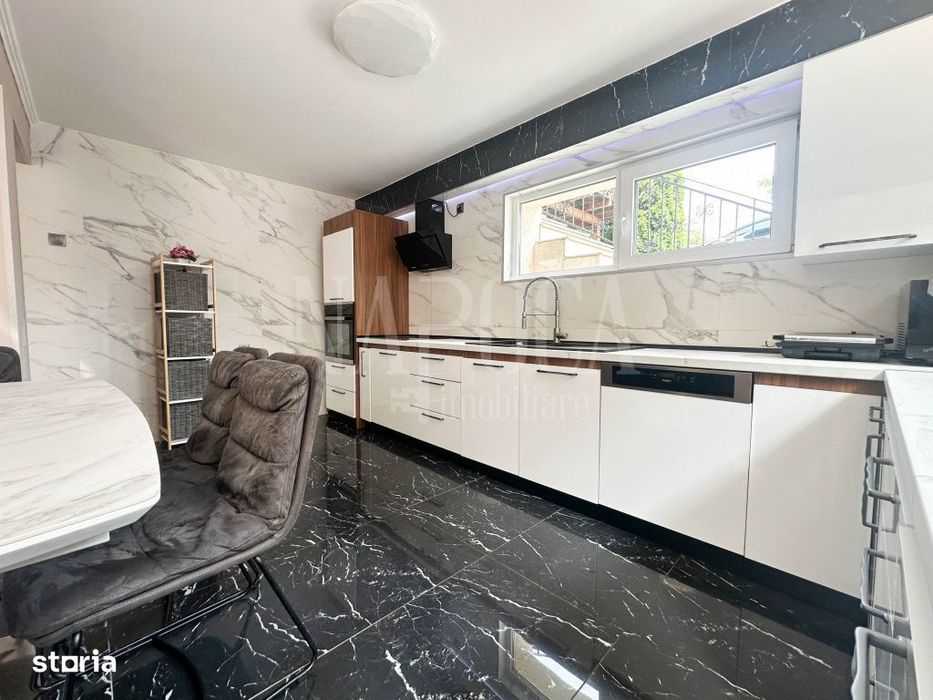 Casa 6 camere de vanzare in Andrei Muresanu, Cluj Napoca