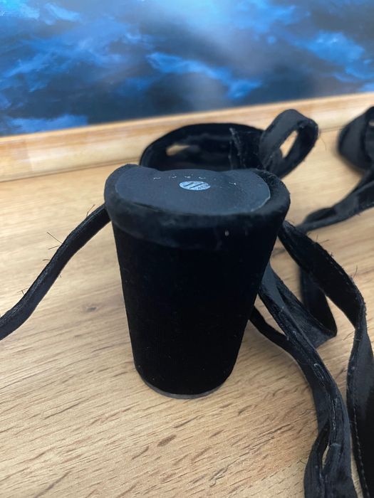 Красиви черни дамски сандали Hudson London размер 41