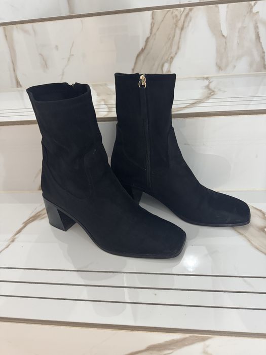 Велурени Дамски боти на ZARA