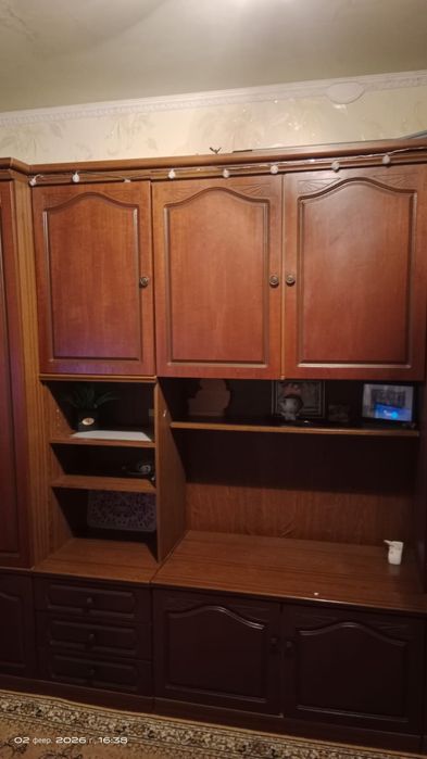 Продам гарнитур , шкаф