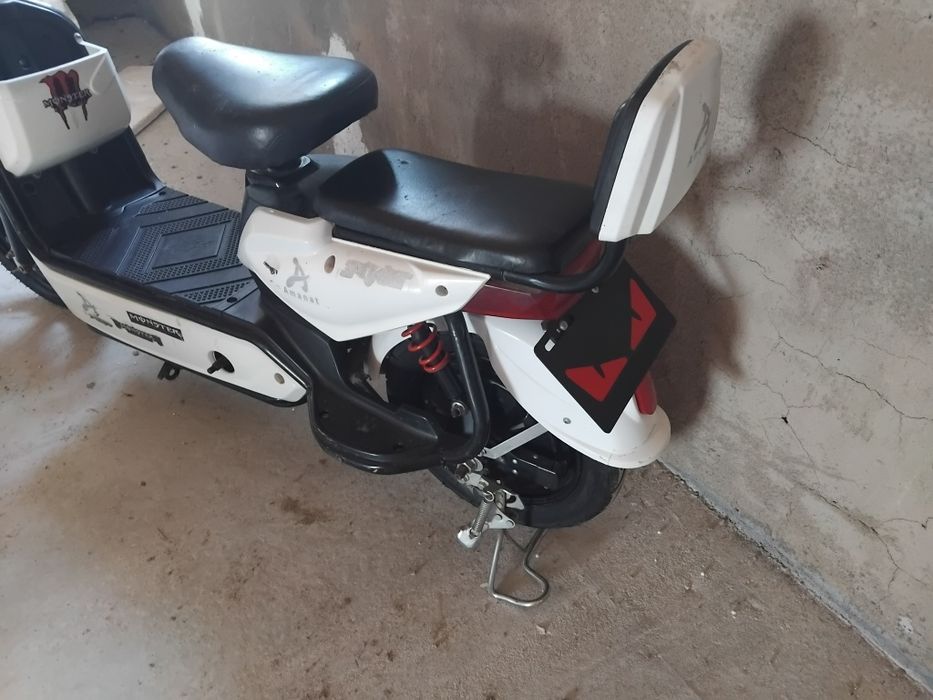 Продам электро скутер