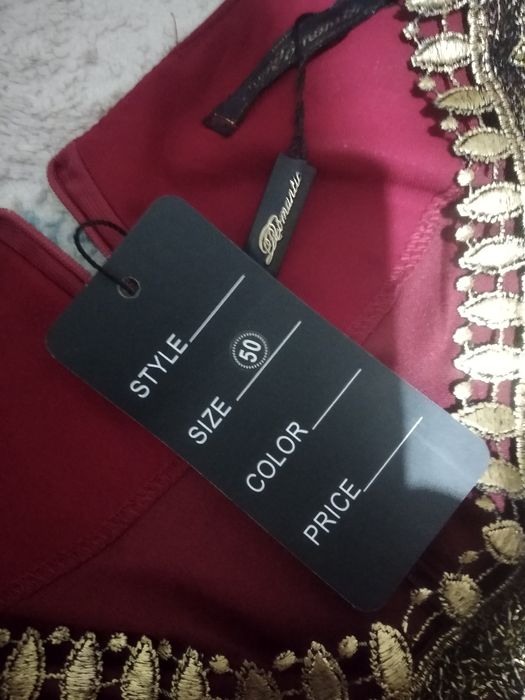 Платье женское новое за 10000