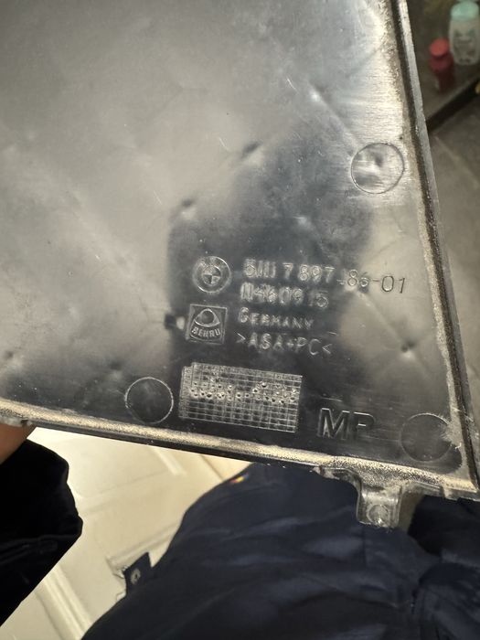 Capac grila stanga /dreapta fata m tech bmw e60