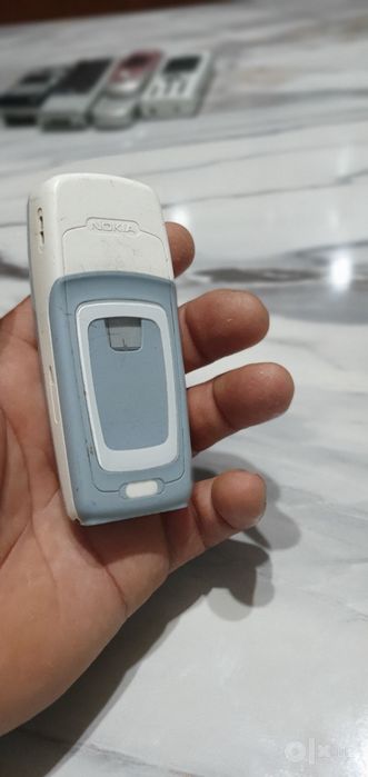 Telefonlar sotiladi