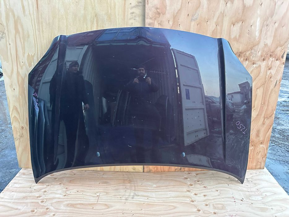 Капот Toyota Avensis T250, 02-08 год, оригинал из Японии