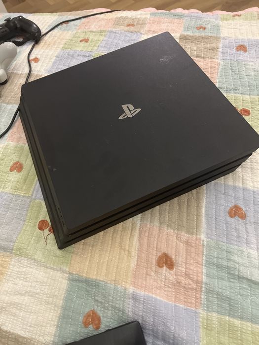 Sony PS4 Pro 1 Tb