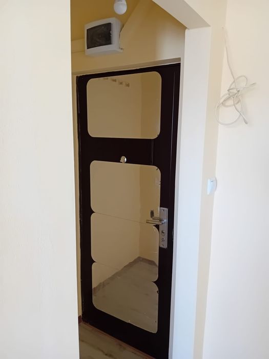 Garsoniera de inchiriat