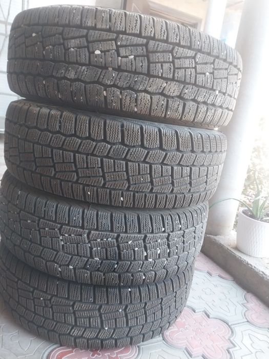 Продам зимние шины