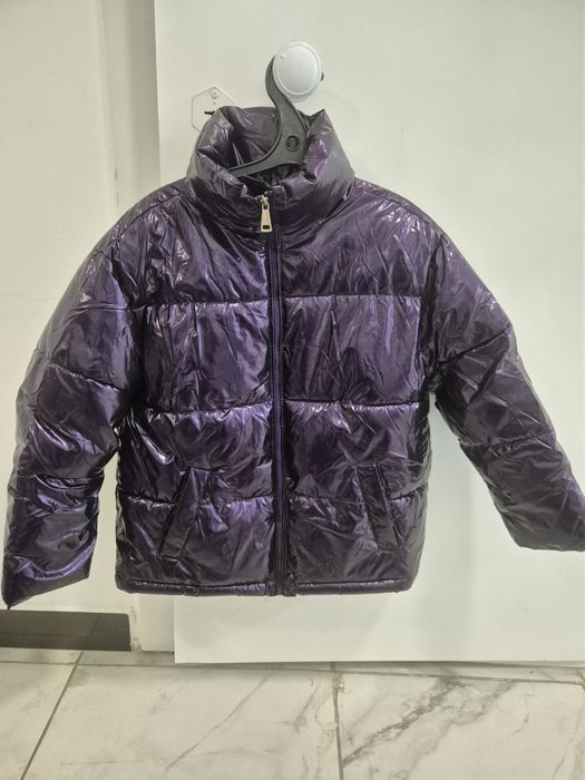 Продаю детскую куртку для девочки