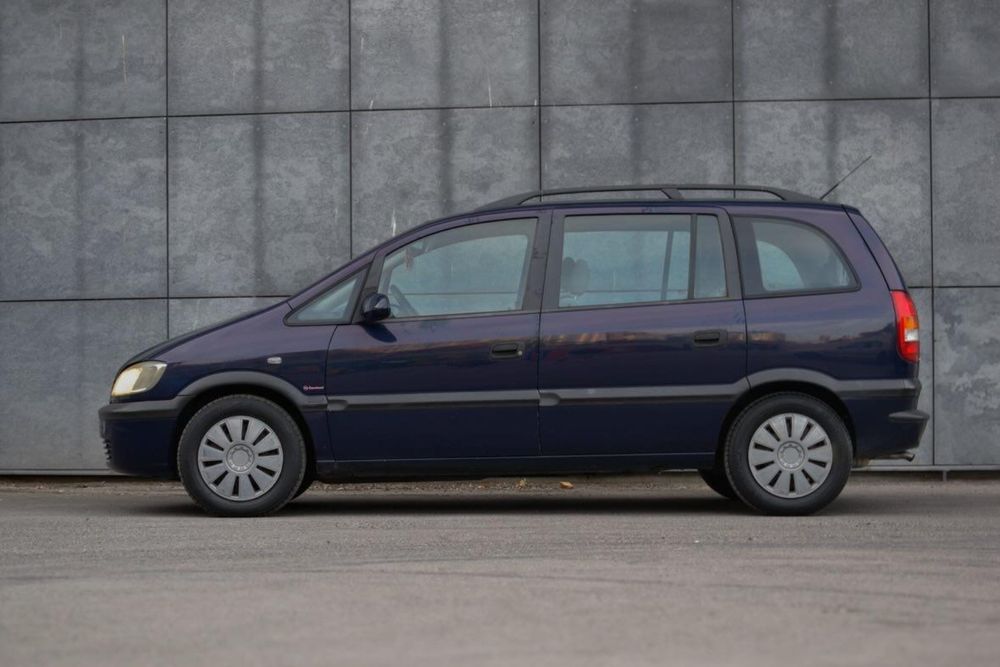 Opel zafira 1.8i