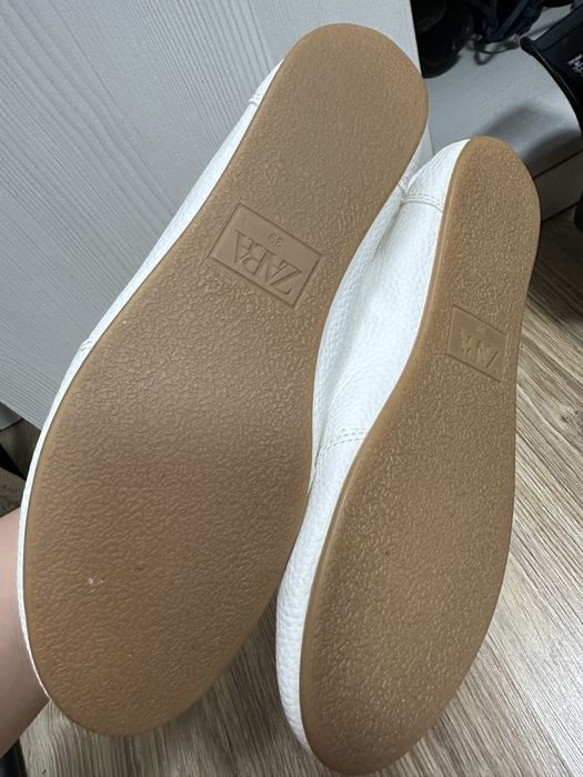 Продам новые туфли