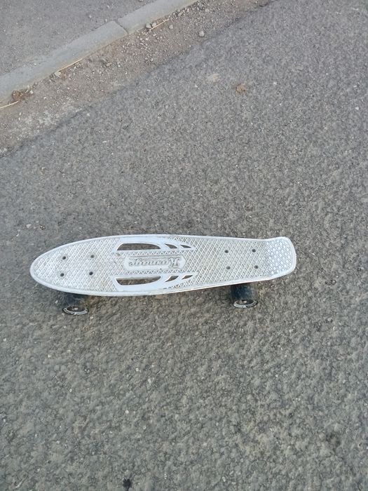 ‼️ iau doar cash‼️skateboard copii 8 9 10 11 12 13 14 15 ani în stare bună