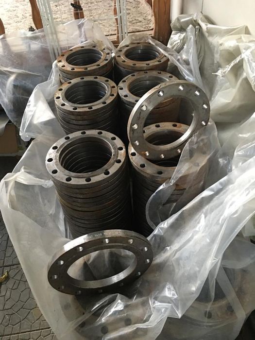 Продам фланцы в большом количестве