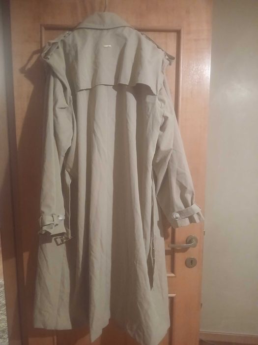 Trench nou cu eticheta Misguided bej