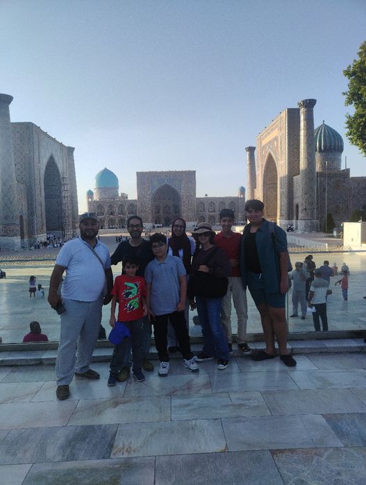 Гид с арабским, английским, русским, персидским языком по Самарканду с