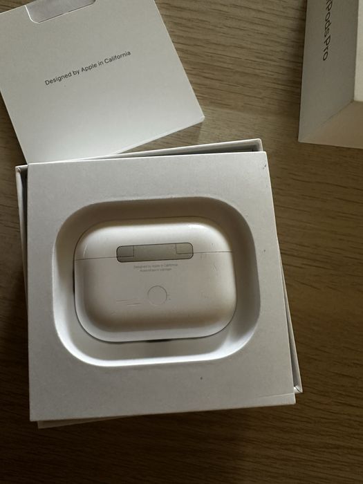 Apple AirPods Pro 2